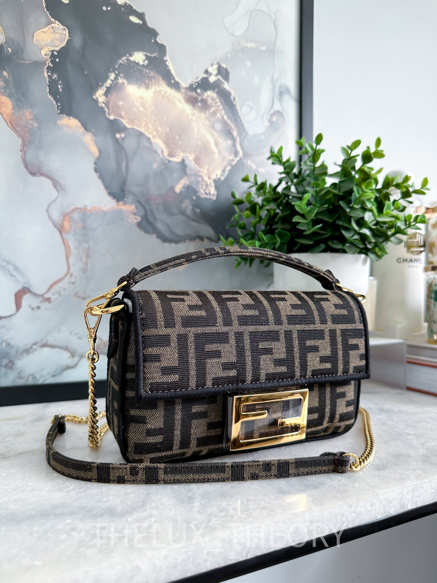 Fendi small baguette discount bag