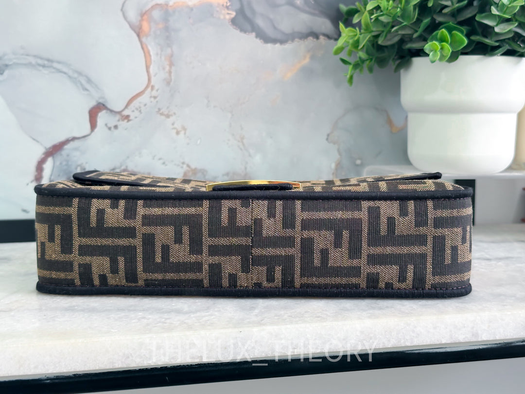 FENDI FF MEDIUM BAGUETTE