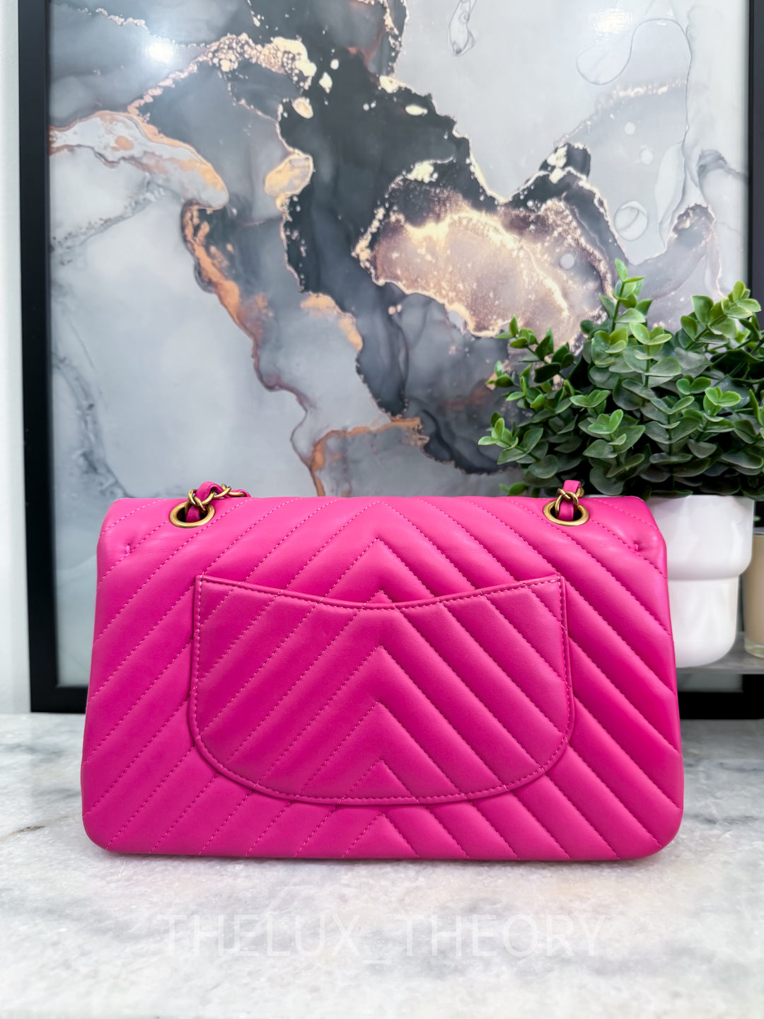 15S PINK CHEVRON MEDIUM CLASSIC DOUBLE FLAP LAMBSKIN AGED GOLD HARDWARE