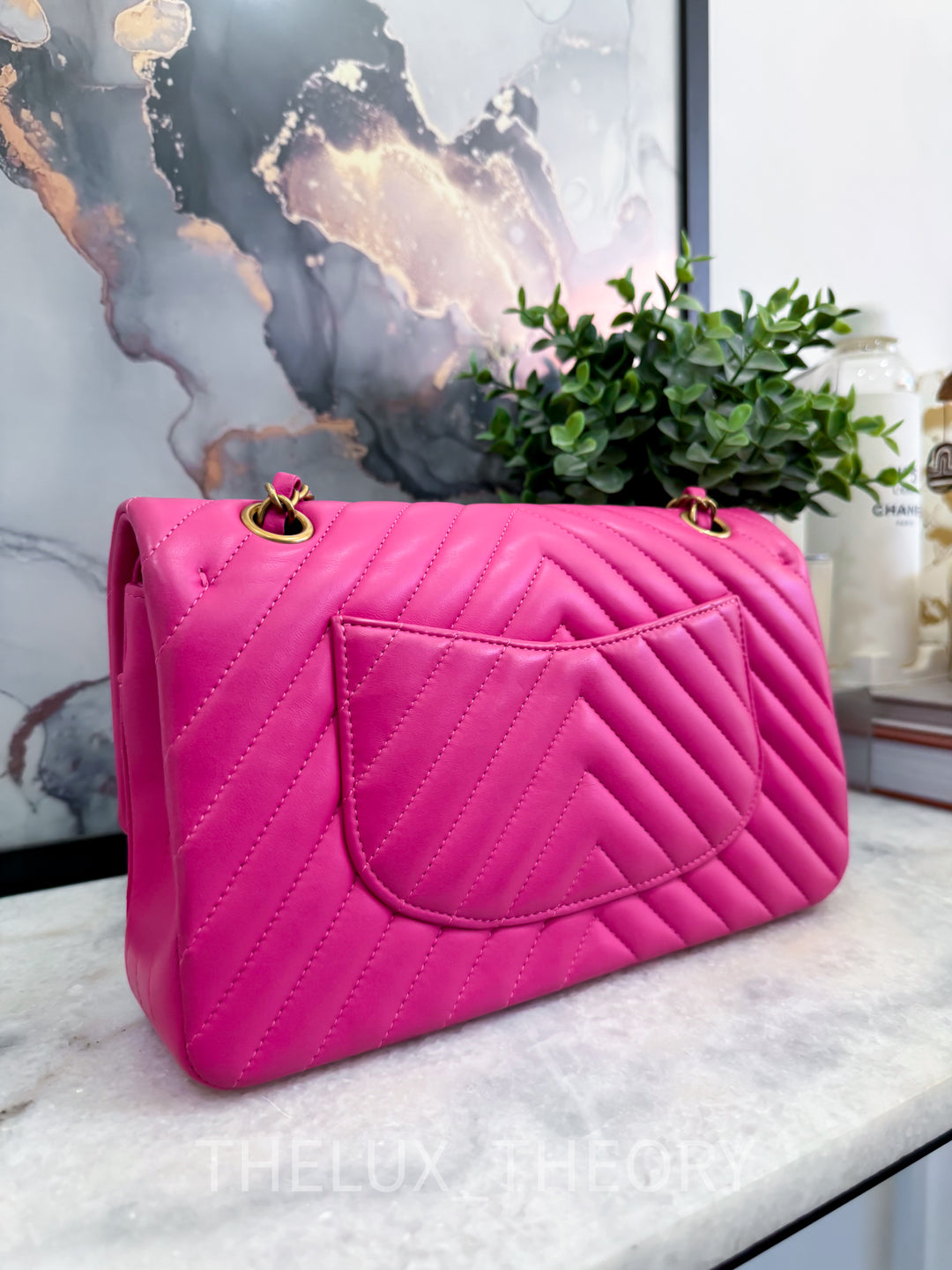 15S PINK CHEVRON MEDIUM CLASSIC DOUBLE FLAP LAMBSKIN AGED GOLD HARDWARE